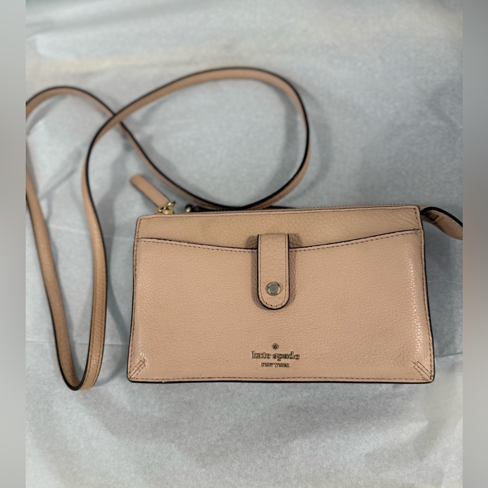 Kate Spade New York Blush Pink Pebbled Leather Crossbody Wallet
